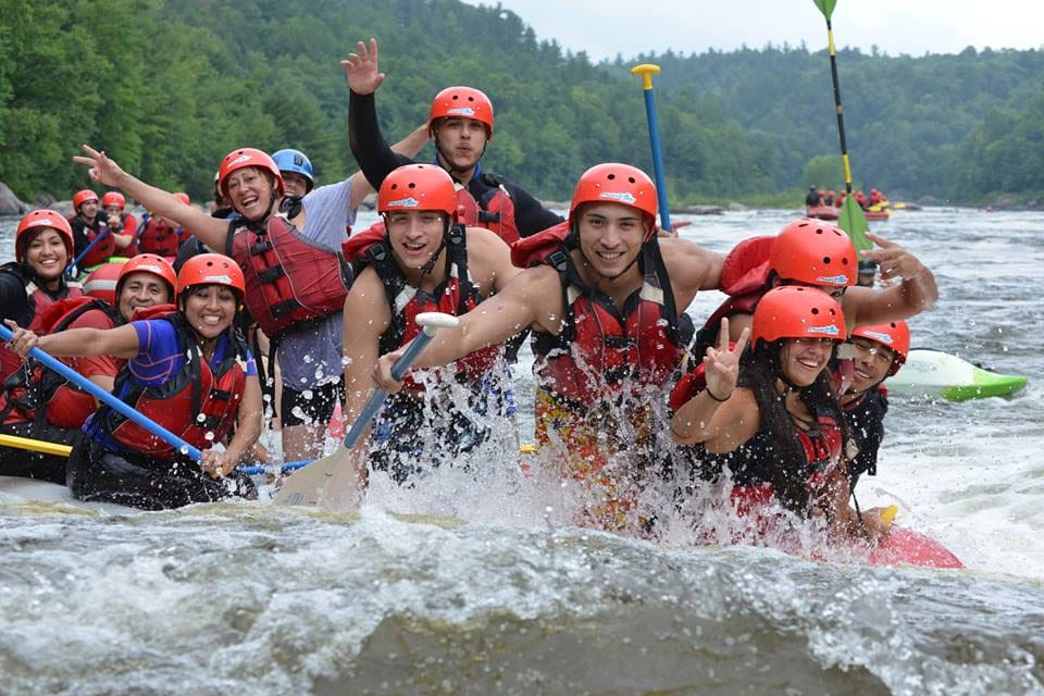 b-propulsion-rafting-3